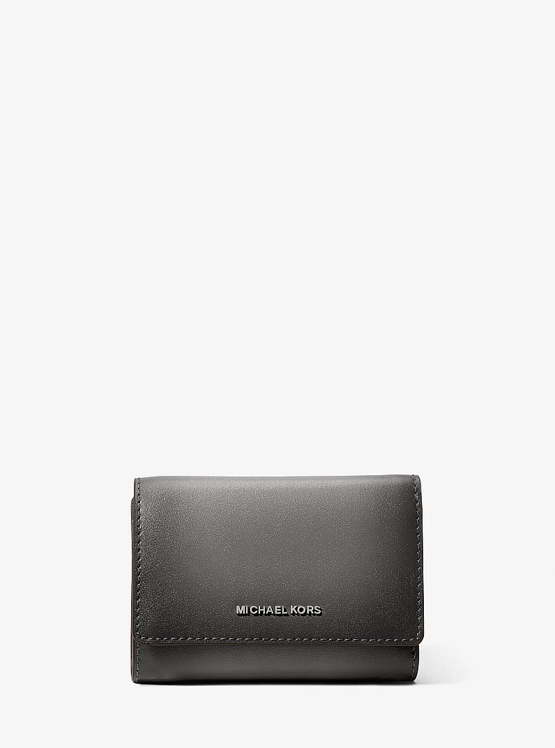 Portefeuille &agrave; trois volets Bryant de taille moyenne en cuir bruni in TEMP&Ecirc;TE | Michael Kors