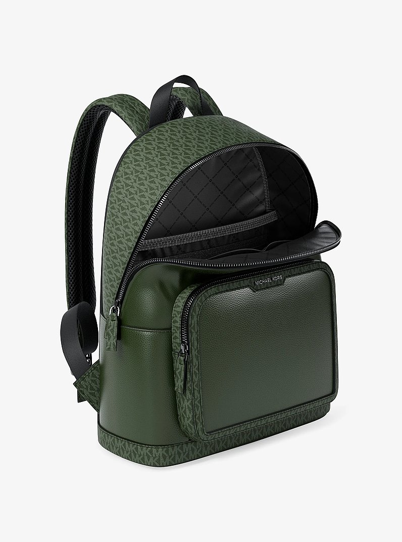Mochila Cooper mediana de piel granulada y logotipo exclusivo para trayectos diarios in MUSGO | Michael Kors
