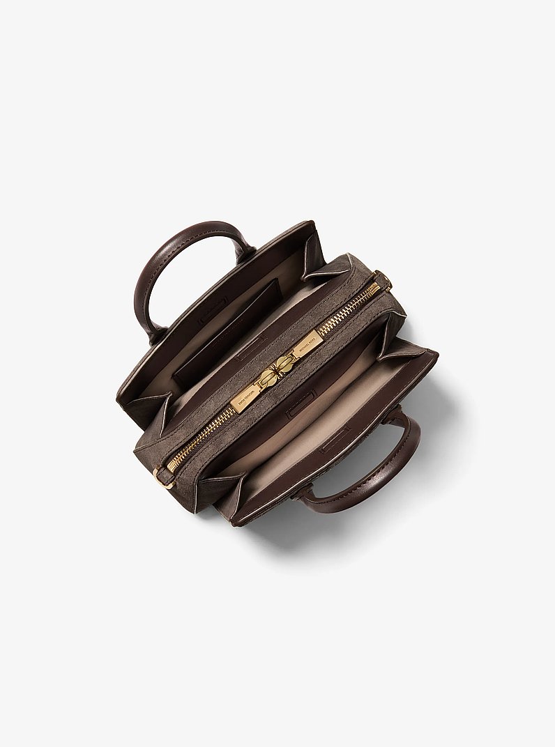 Tr&egrave;s petit sac &agrave; bandouli&egrave;re convertible Laila en su&egrave;de in CHOCOLAT | Michael Kors