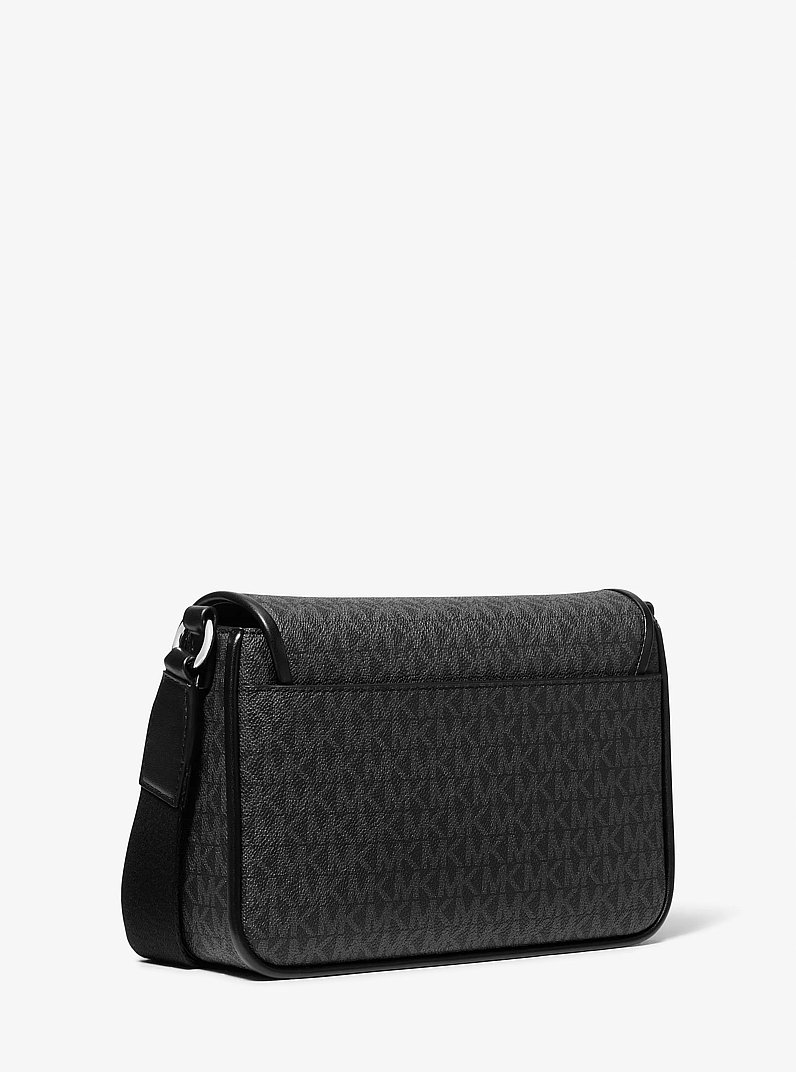 MICHAEL KORS ブラック メッセンジャーバッグ Bradshaw Medium Leather Messenger Bag in BLACK - Sale | Michael