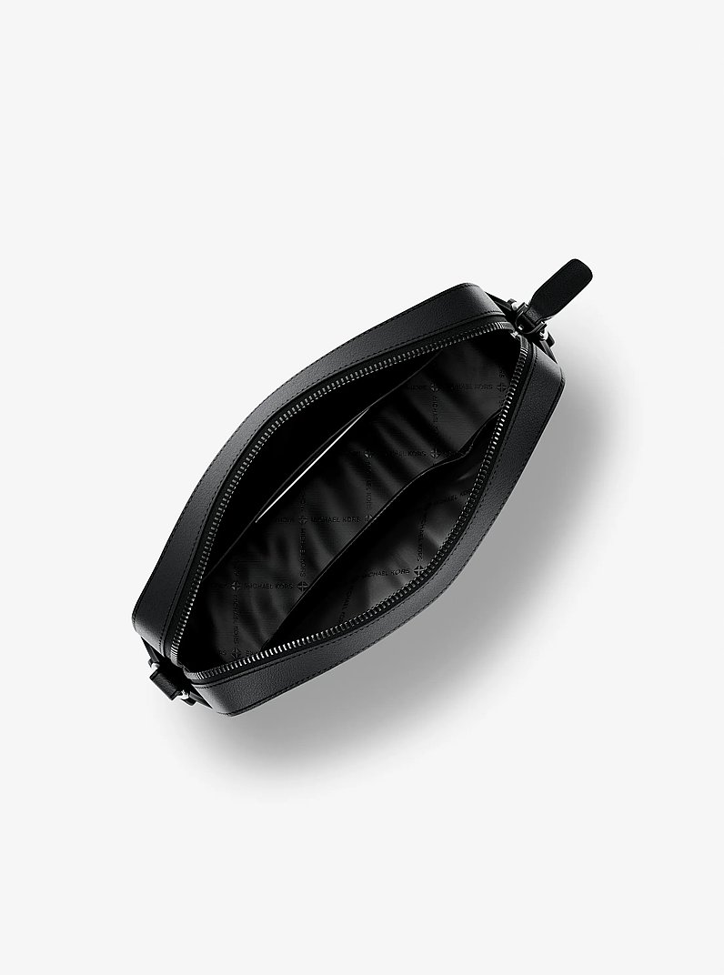 Jet Set Pebbled Leather Crossbody Bag in NEGRO | Michael Kors