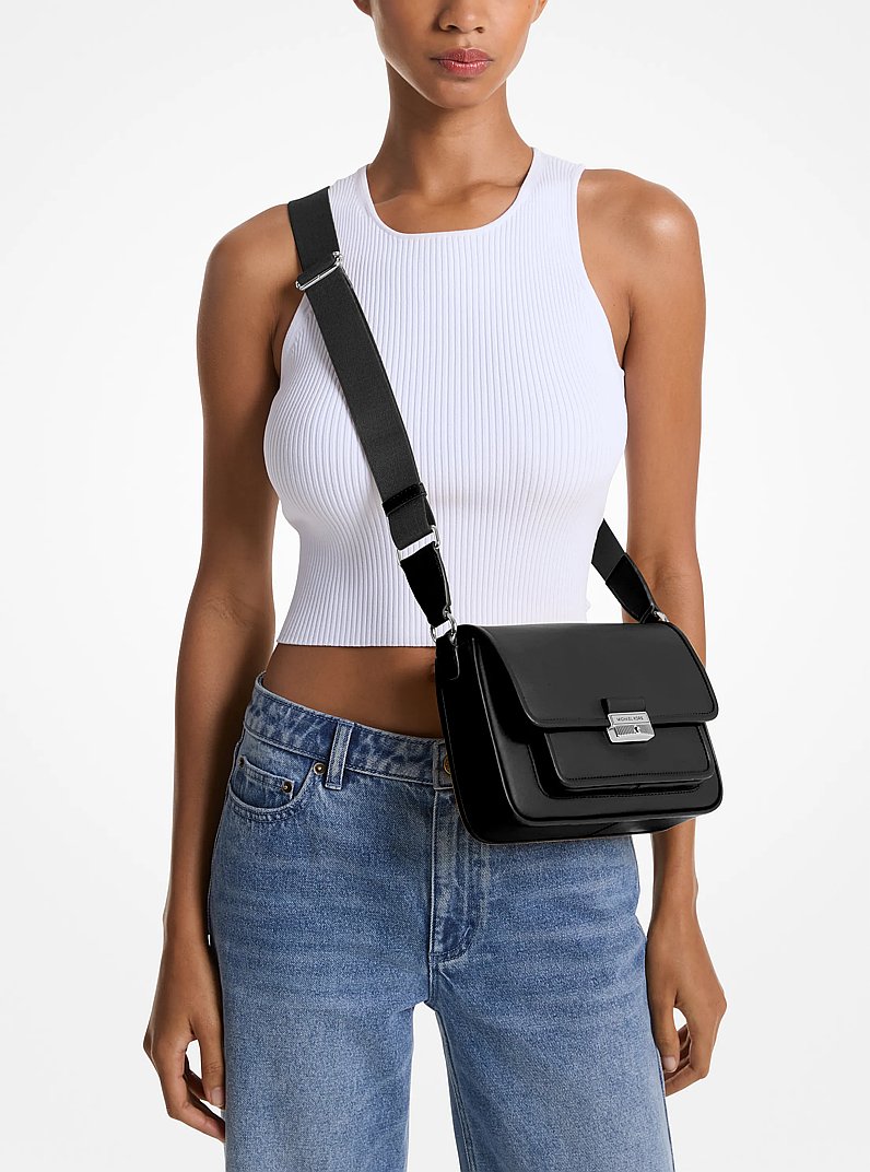 Bradshaw Medium Leather Messenger Bag in BLACK | Michael Kors