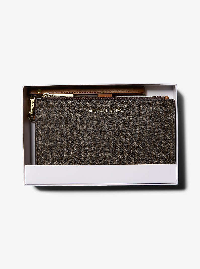 Jet Set Logo Smartphone Wallet in BRN/ACORN | Michael Kors