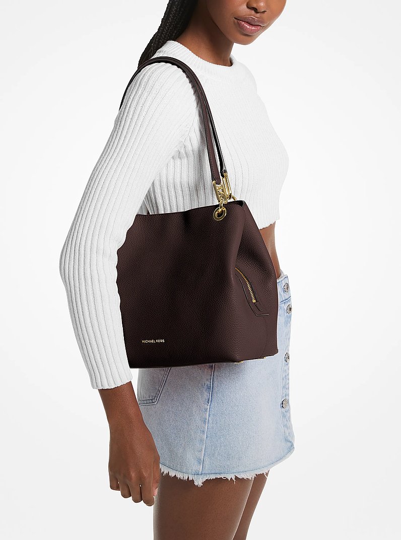 Kensington Large Pebbled Leather Tote Bag in CHOCOLATE | Michael Kors