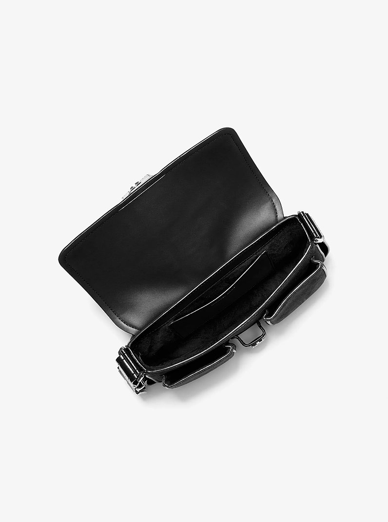 Bolso de hombro Colby mediano de piel cuarteada