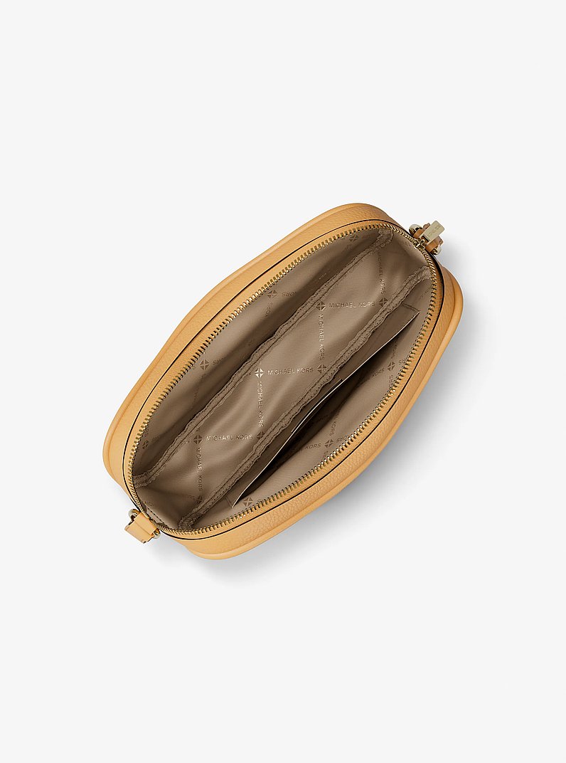 Grand sac &agrave; bandouli&egrave;re pour appareil photo Jet Set en cuir grain&eacute; in BL&Eacute; AU MIEL | Michael Kors