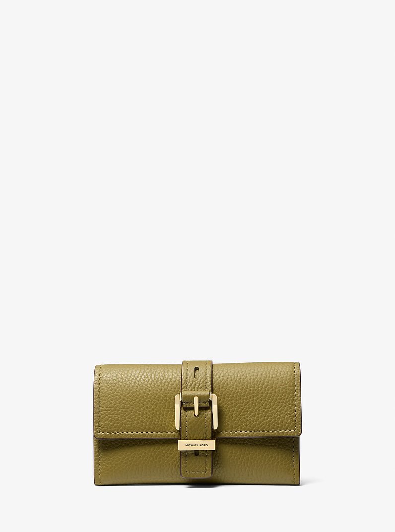 Portefeuille &agrave; trois volets Nolita en cuir grain&eacute; de taille moyenne in VERT SAFARI | Michael Kors