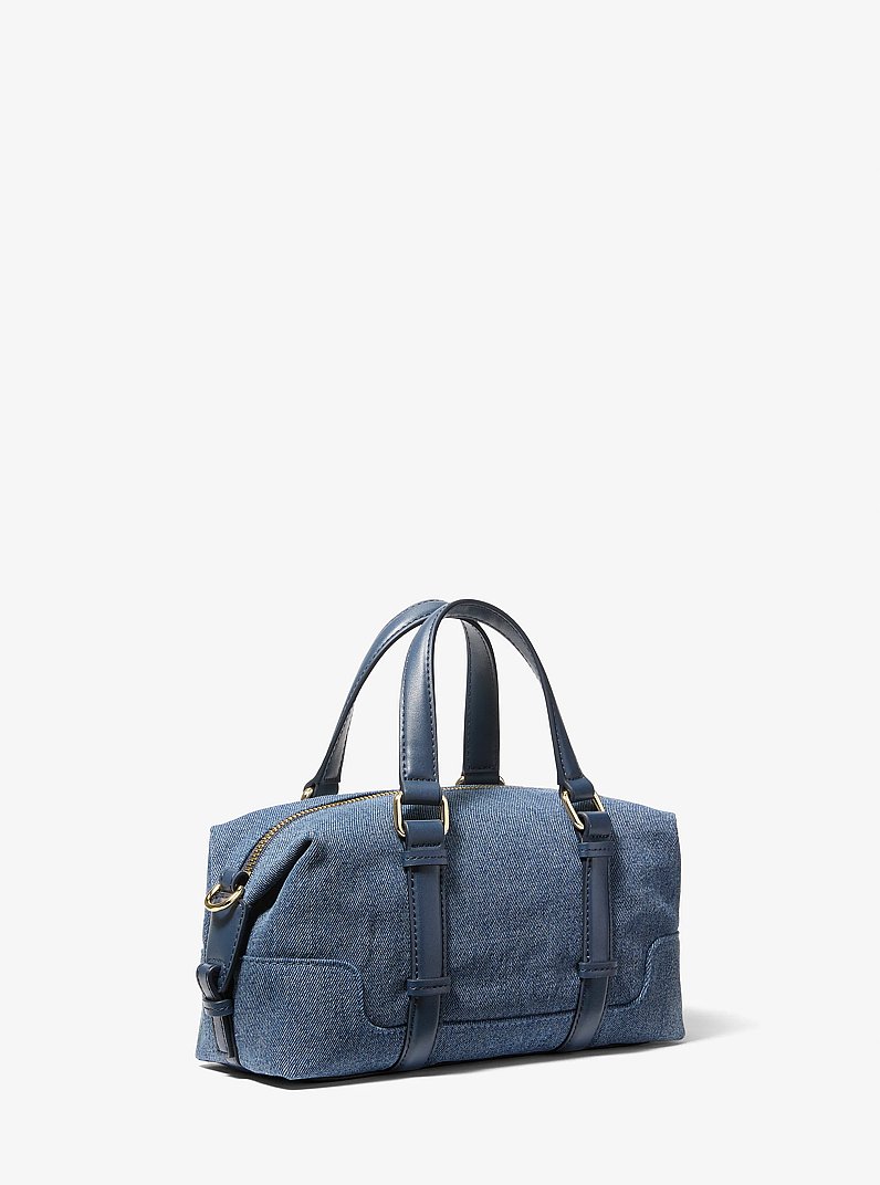 Bandolera Teddi extrapeque&ntilde;a holgada de denim lavado in AZUL VINTAGE CLARO LAVADO | Michael Kors