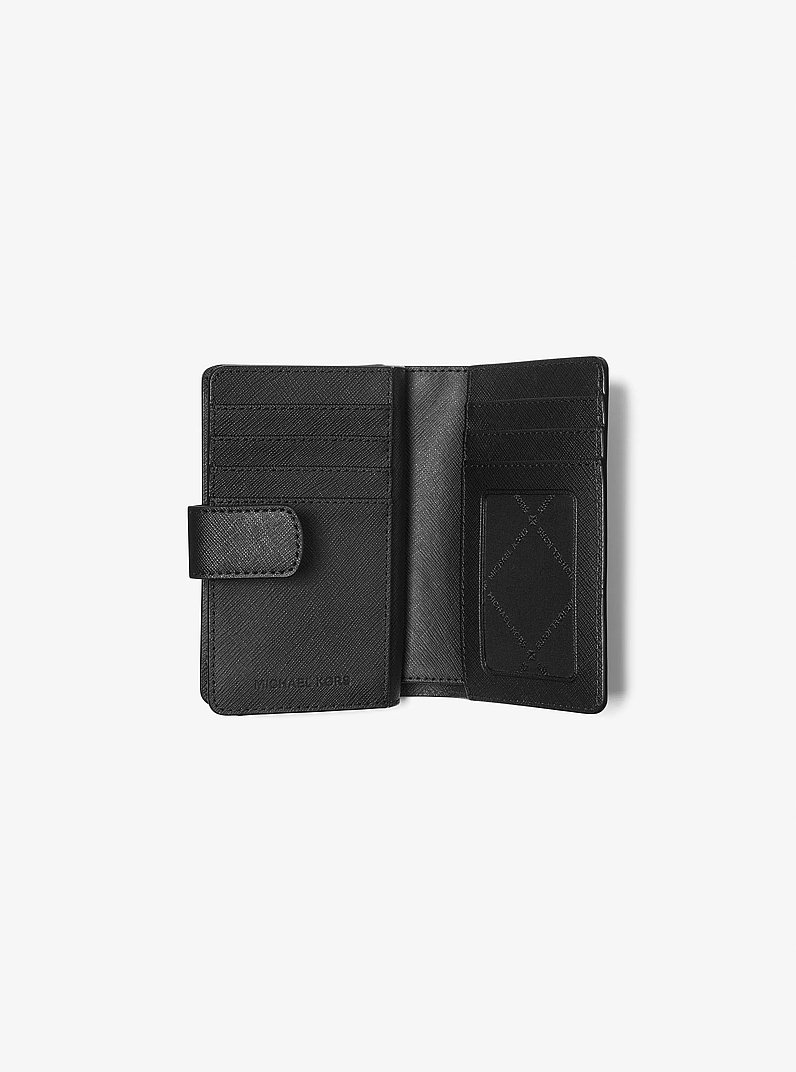 Medium Crossgrain Leather Wallet in BLACK | Michael Kors