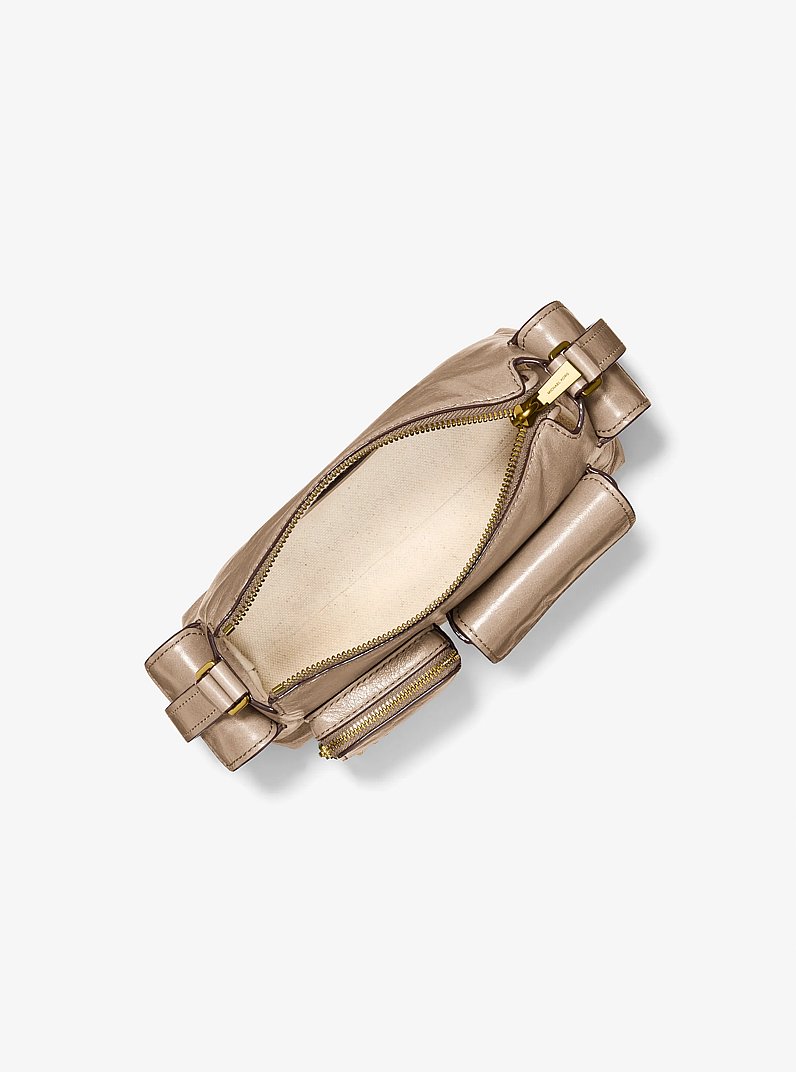 Bolso de hombro Dakota peque&ntilde;o de piel in ABEDUL | Michael Kors