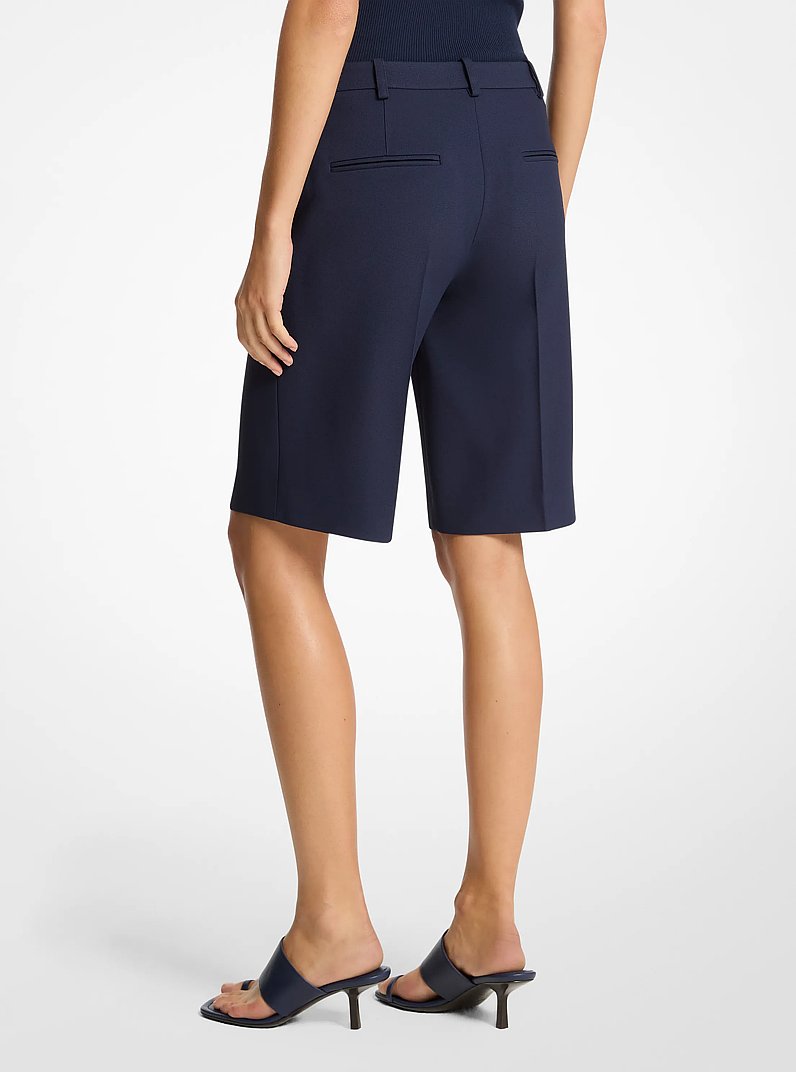 Pantalones cortos entallados de doble crep&eacute; sabl&eacute; in MARITIME | Michael Kors