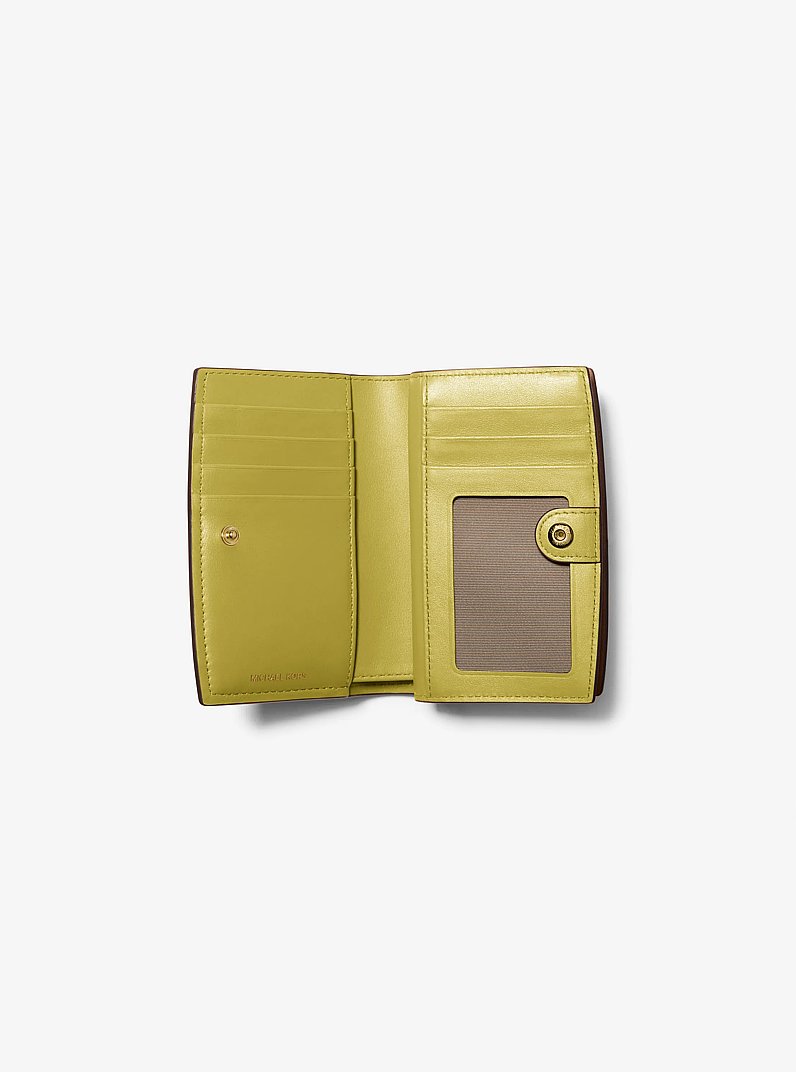 Bryant Medium Pebbled Leather Wallet in APPLE | Michael Kors