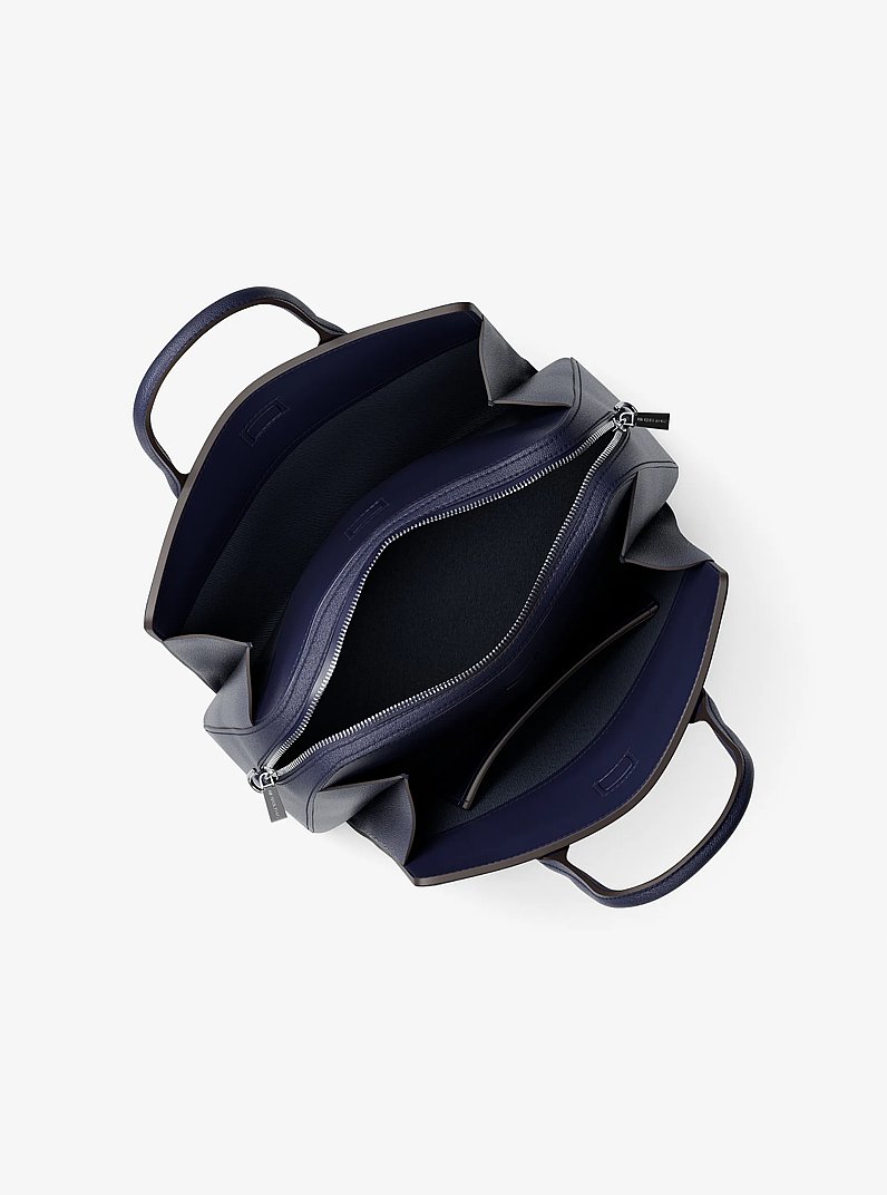 Henkeltasche Laila Medium mit Signature-Logomuster in BLAUGR&Uuml;NES KLEID | Michael Kors