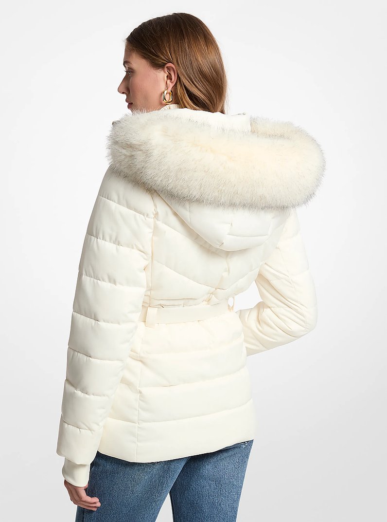 Veste matelass&eacute;e compacte &agrave; garniture en fausse fourrure in OS | Michael Kors