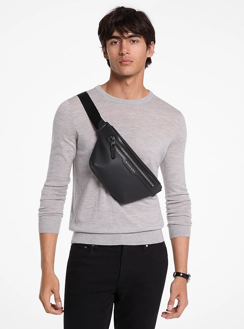 Hudson Pebbled Leather Sling Pack in BLACK | Michael Kors