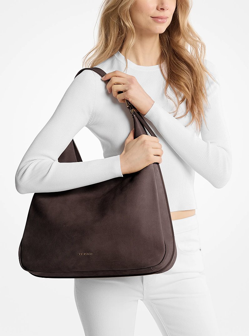 Grand sac port&eacute; &eacute;paule boh&egrave;me Nolita en nubuck in CHOCOLAT | Michael Kors