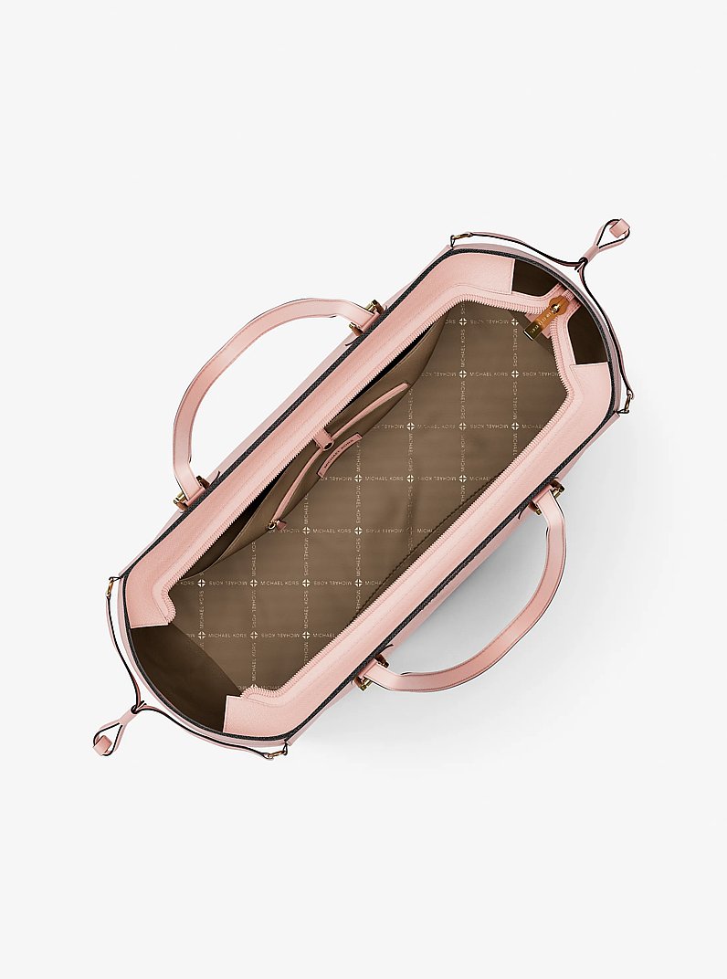 Grand sac fourre-tout Voyager en cuir Saffiano in ROSE POUDR&Eacute; | Michael Kors