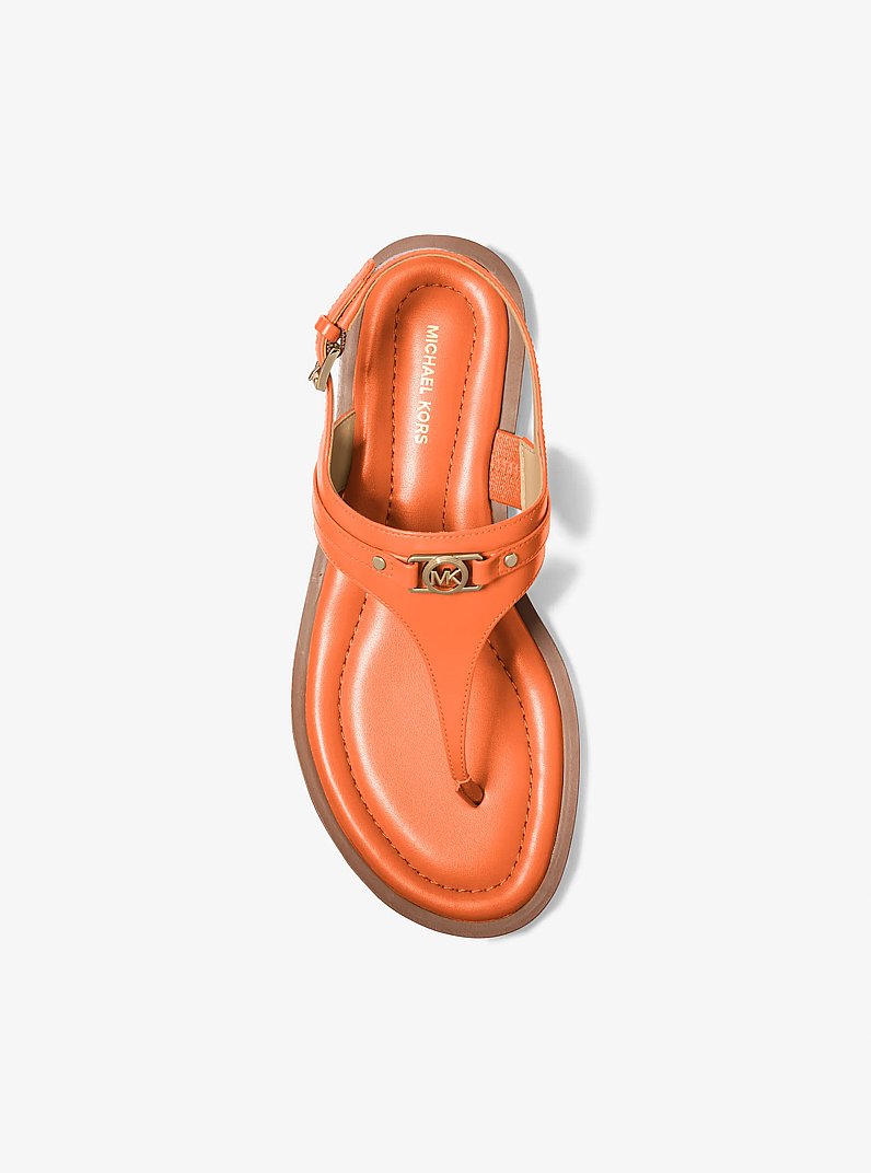 Sandale &agrave; bride en T Mandy en cuir in PUNCH ORANGE | Michael Kors