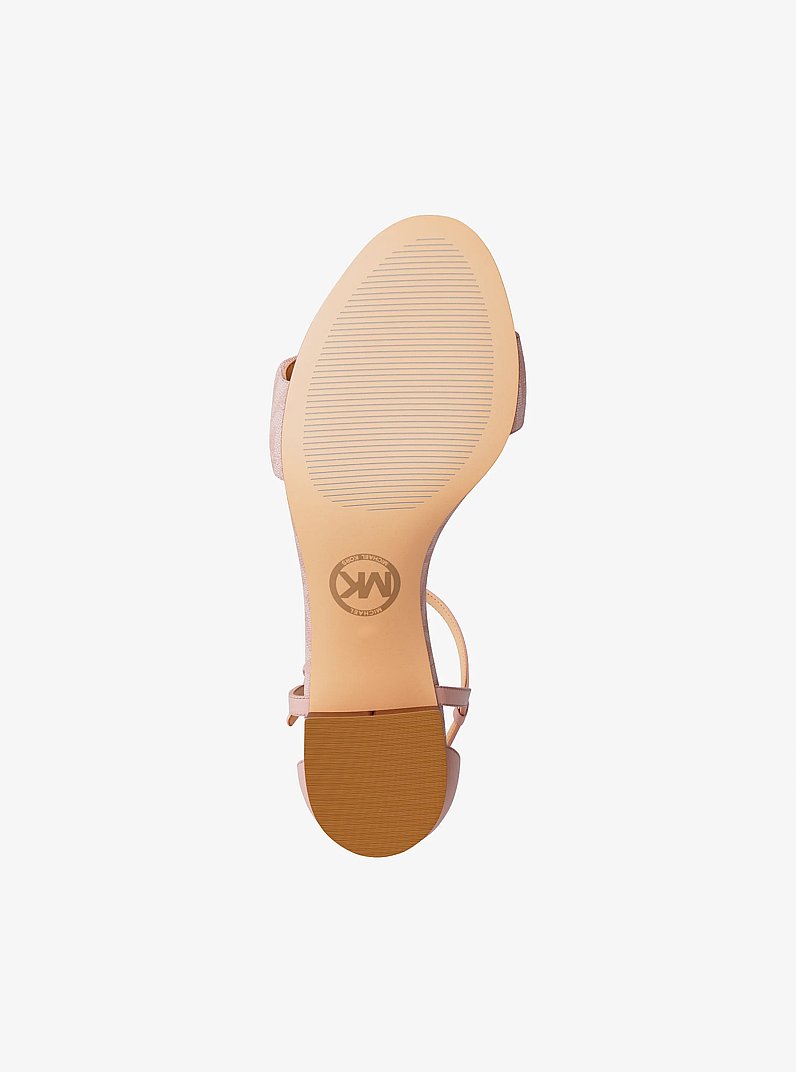 Sandale Hannah &agrave; talon bloc et &agrave; logo Signature in ROSE POUDR&Eacute; | Michael Kors