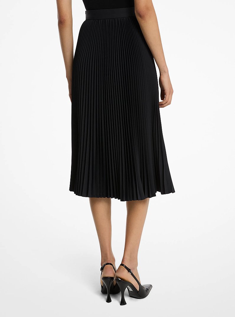 Techno Canvas Pleated Slit Skirt in BLACK | Michael Kors