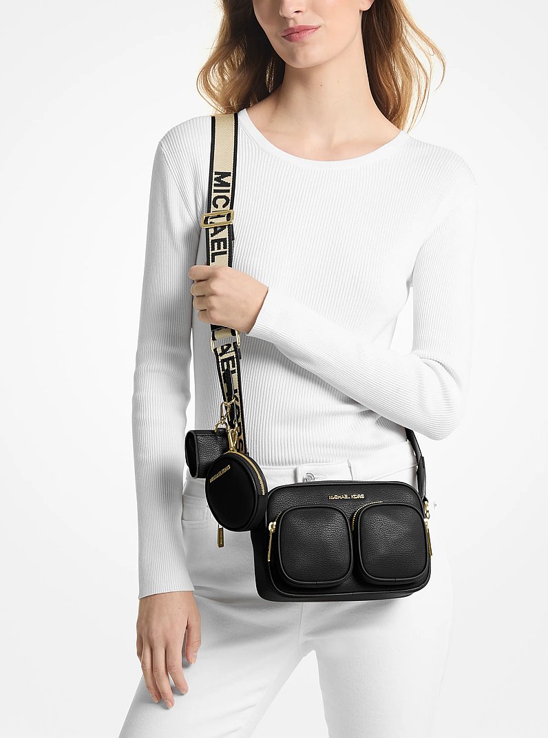 Sac &agrave; bandouli&egrave;re Jet Set de taille moyenne en cuir avec &eacute;tui pour AirPods&nbsp;Pro&reg; d'Apple in NOIR | Michael Kors