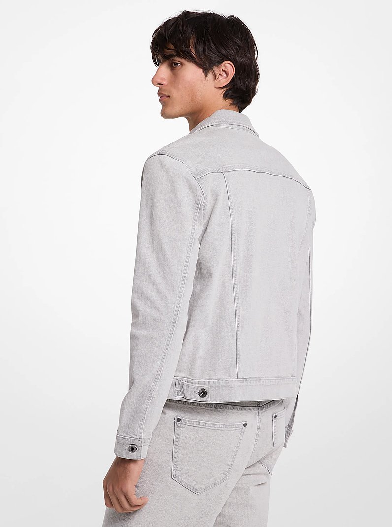 Chaqueta camionera en denim el&aacute;stico in ALUMINIO | Michael Kors