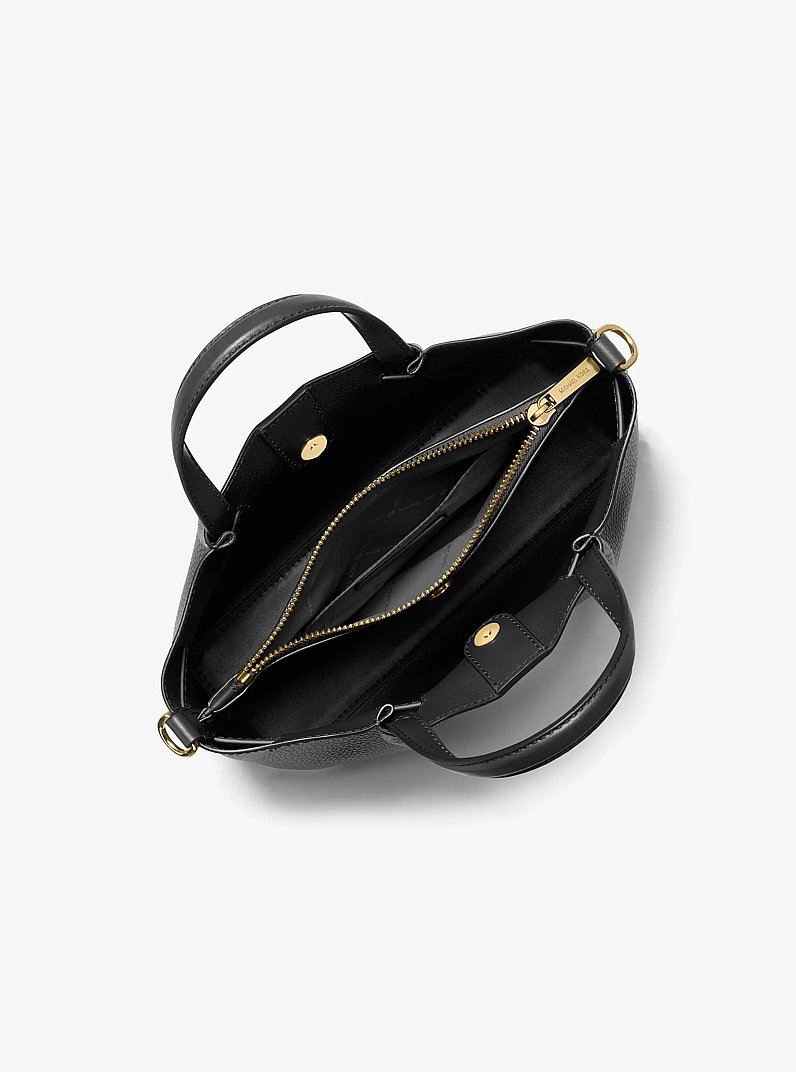 Bolso satchel Carson peque&ntilde;o de piel granulada in NEGRO | Michael Kors