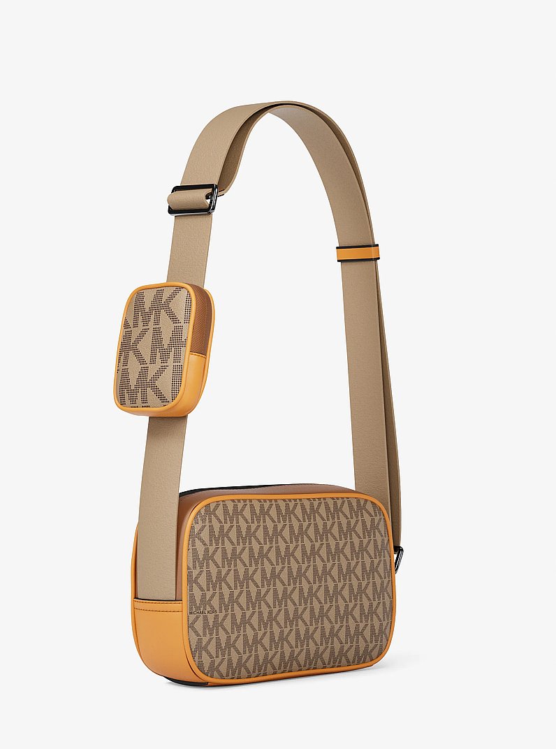 Petit sac &agrave; bandouli&egrave;re pour appareil photo Cooper &agrave; logo Signature avec pochette in CHAMEAU/ROUGE-ORANGE MULTI | Michael Kors