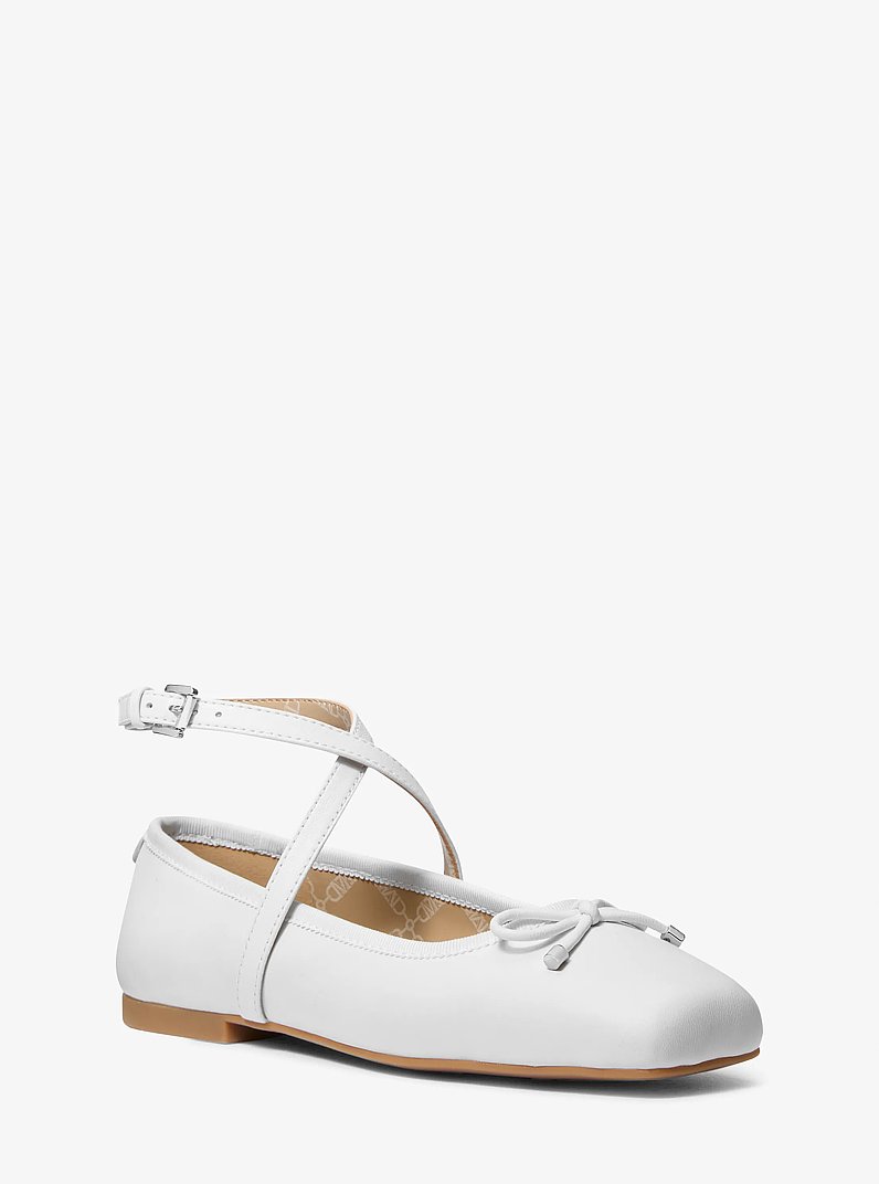 Chausson de ballet Collette en cuir in BLANC OPTIQUE | Michael Kors