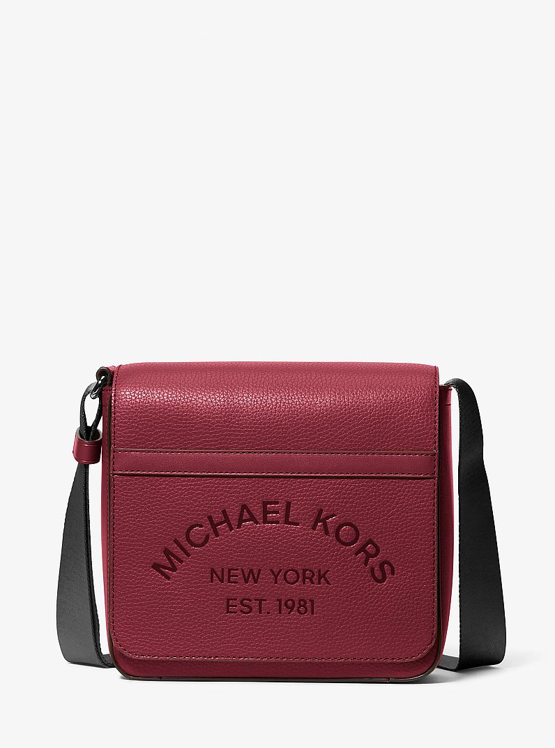 Bolso cruzado Cooper de piel granulada in GRANATE | Michael Kors