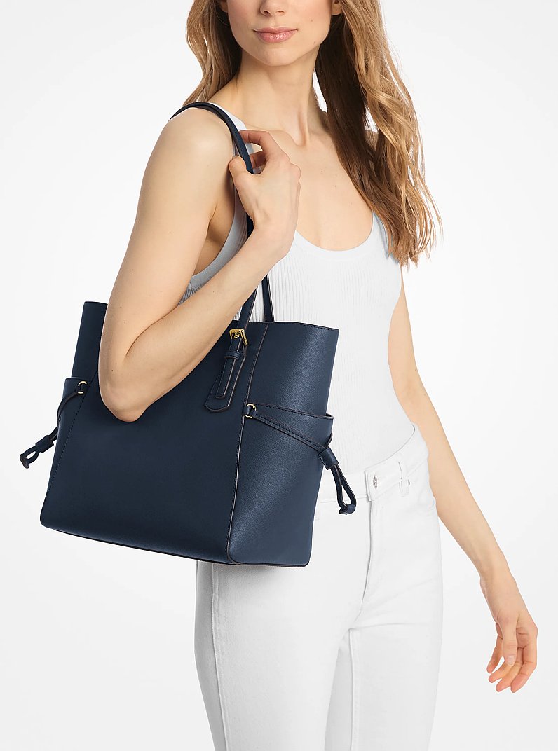 Voyager Large Saffiano Leather Tote Bag in NAVY | Michael Kors