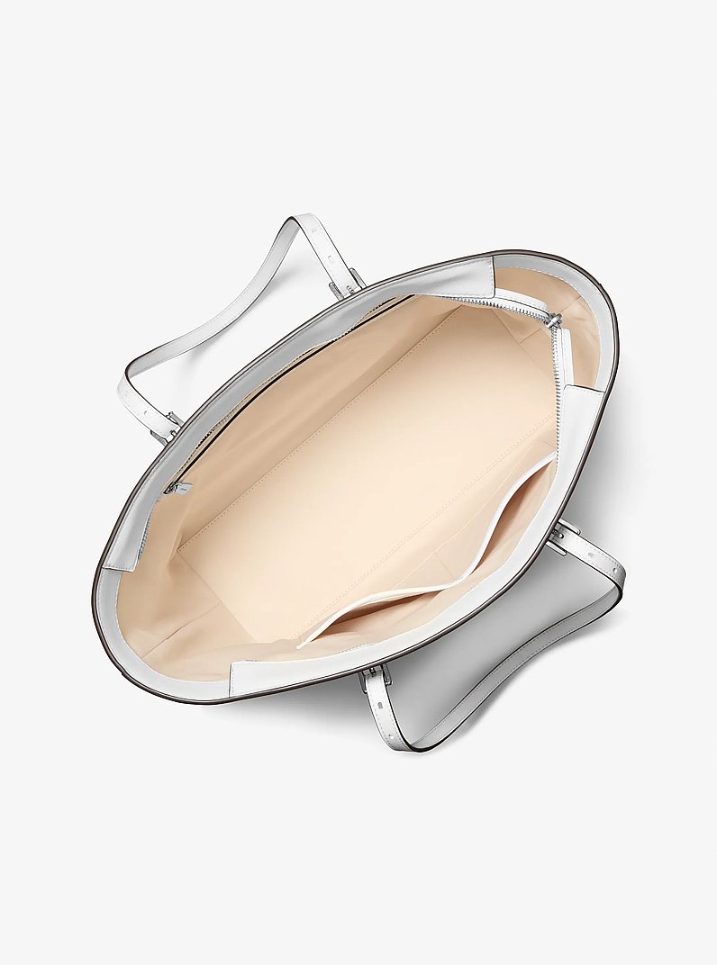 Shopper Quinn Large mit Signature-Logomuster in Metallic-Optik in OPTIC WHITE | Michael Kors