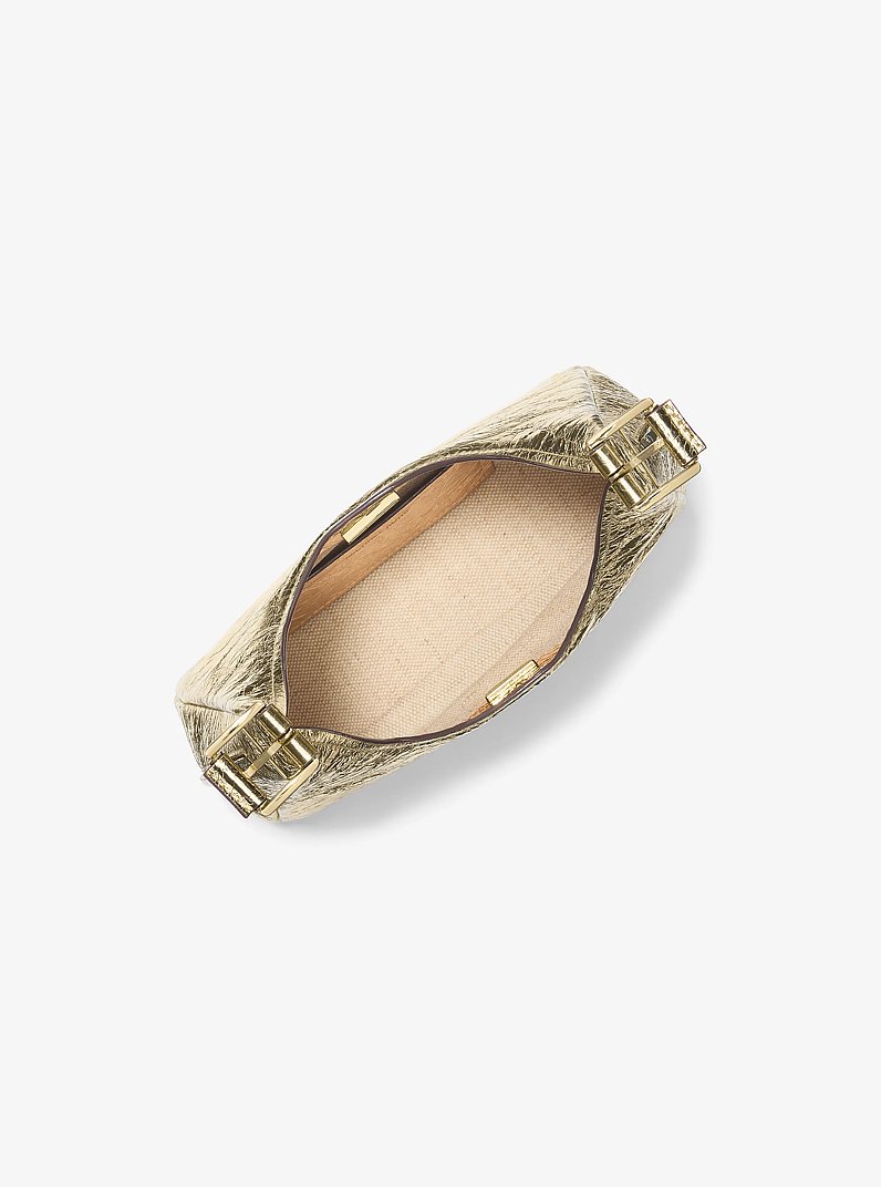 Bolso hobo de hombro peque&ntilde;o de piel cuarteada metalizada in DORADO P&Aacute;LIDO | Michael Kors