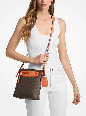Crossbodytas Jet Set Travel met kenmerkend logo, groot