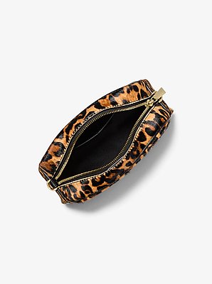 Petit sac &agrave; bandouli&egrave;re pour cam&eacute;ra Jet Set en poils de veau &agrave; imprim&eacute; l&eacute;opard