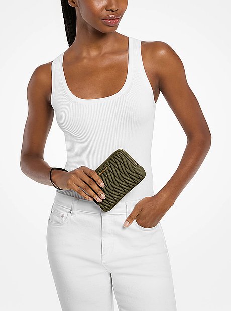 Bolso de pulsera Jet Set peque&ntilde;o con matelass&eacute;