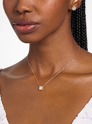 Collar de plata de ley chapado en metal precioso con pav&eacute;