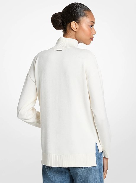 &bull; Sweater <br/>&bull; Knit <br/>&bull; 69% polyester/15% acrylic/11% nylon/5% wool <br/>&bull; Machine wash <br/>&bull; Imported <br/>&bull; Model is 5&rsquo;10&rdquo;/178 cm wearing size XS