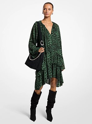 Vestido asim&eacute;trico de georgette con volantes y estampado de leopardo