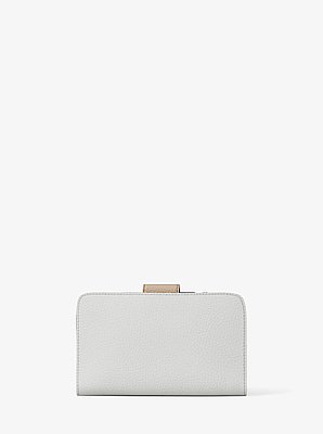 Mittelgro&szlig;e Brieftasche aus gekrispeltem Leder in Blockfarben mit MK&nbsp;Pop-Detail