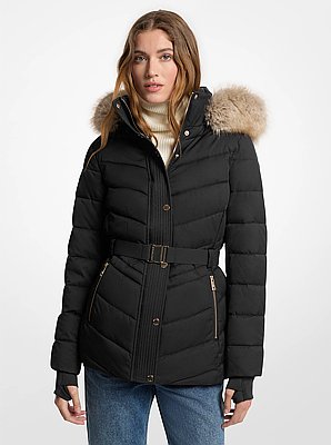 Veste matelass&eacute;e compacte &agrave; garniture en fausse fourrure