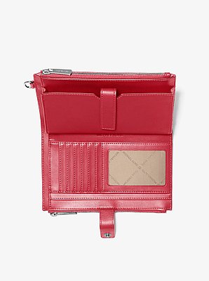 Jet Set Large Ombr&eacute; Signature Logo Wristlet