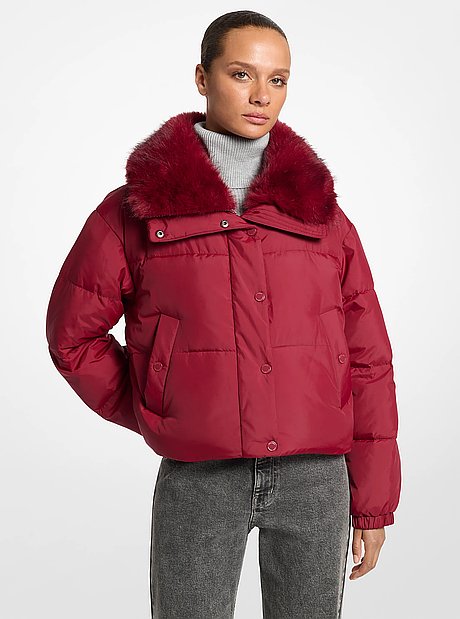 Chaqueta acolchada de sherpa con estampado de logotipo