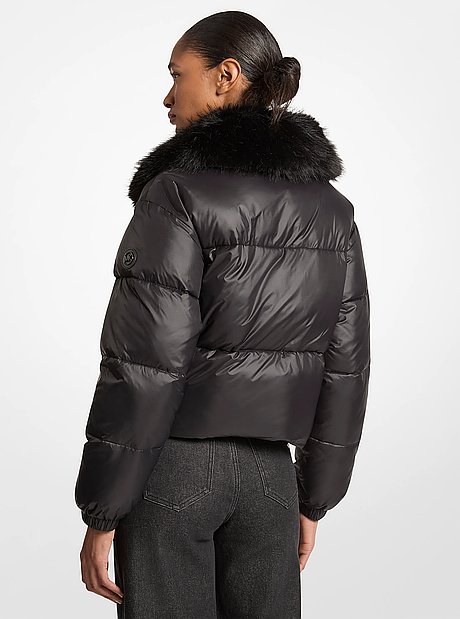 Chaqueta acolchada de sherpa con estampado de logotipo