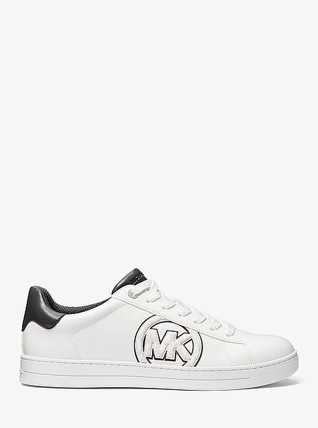 Zapatilla Jacob con agujetas con adornos de logotipo