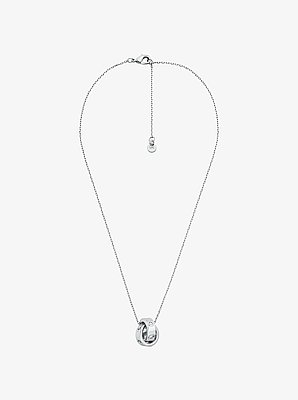 Collar con logotipo y circonitas c&uacute;bicas