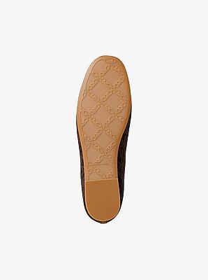 Bailarina Savannah con logotipo exclusivo