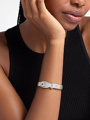 Bracciale rigido con fibbia