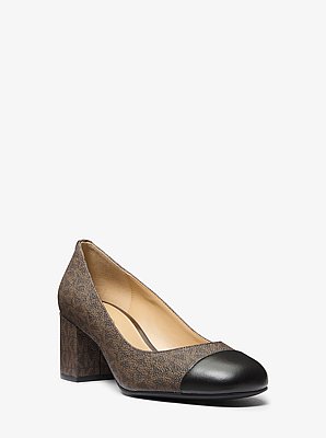 Perla Flex Signature Logo Pump