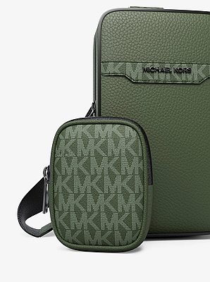 Sac &agrave; une bretelle avec pochette Cooper de taille moyenne en cuir grain&eacute; et &agrave; logo Signature